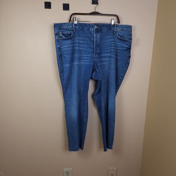 Old Navy Curvy High-Waisted Button-Fly OG Straight Cut-Off Jeans Size 24 - Picture 1 of 11